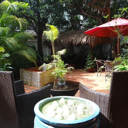 Alibi Guesthouse Phnom Penh Zewnętrze zdjęcie