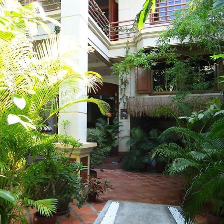 Alibi Guesthouse Phnom Penh Zewnętrze zdjęcie