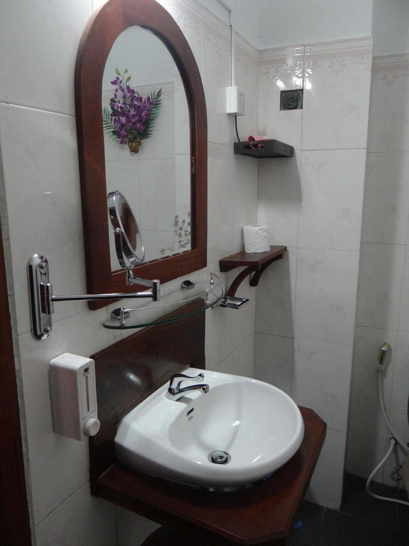 Alibi Guesthouse Phnom Penh Zewnętrze zdjęcie