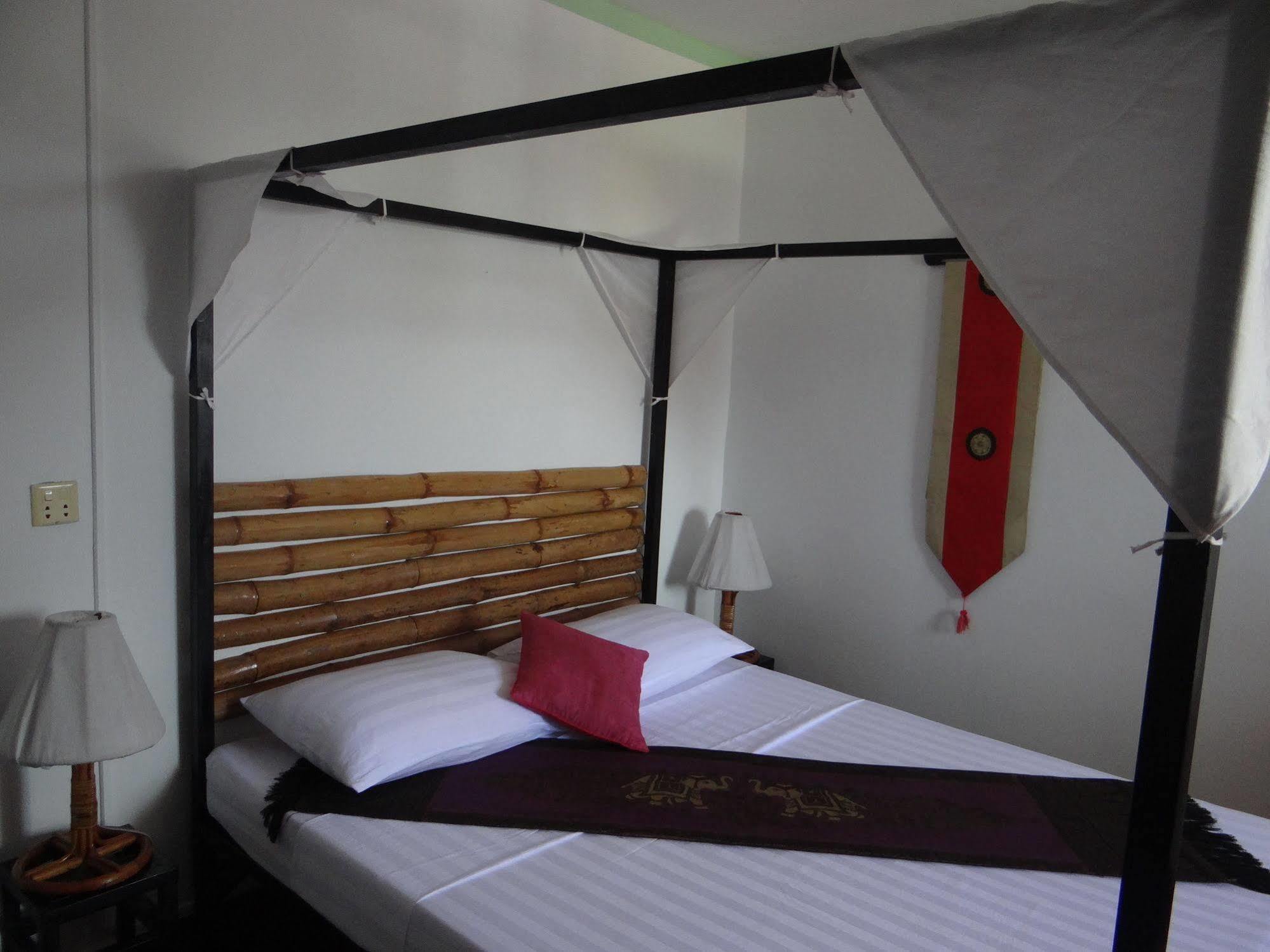Alibi Guesthouse Phnom Penh Zewnętrze zdjęcie