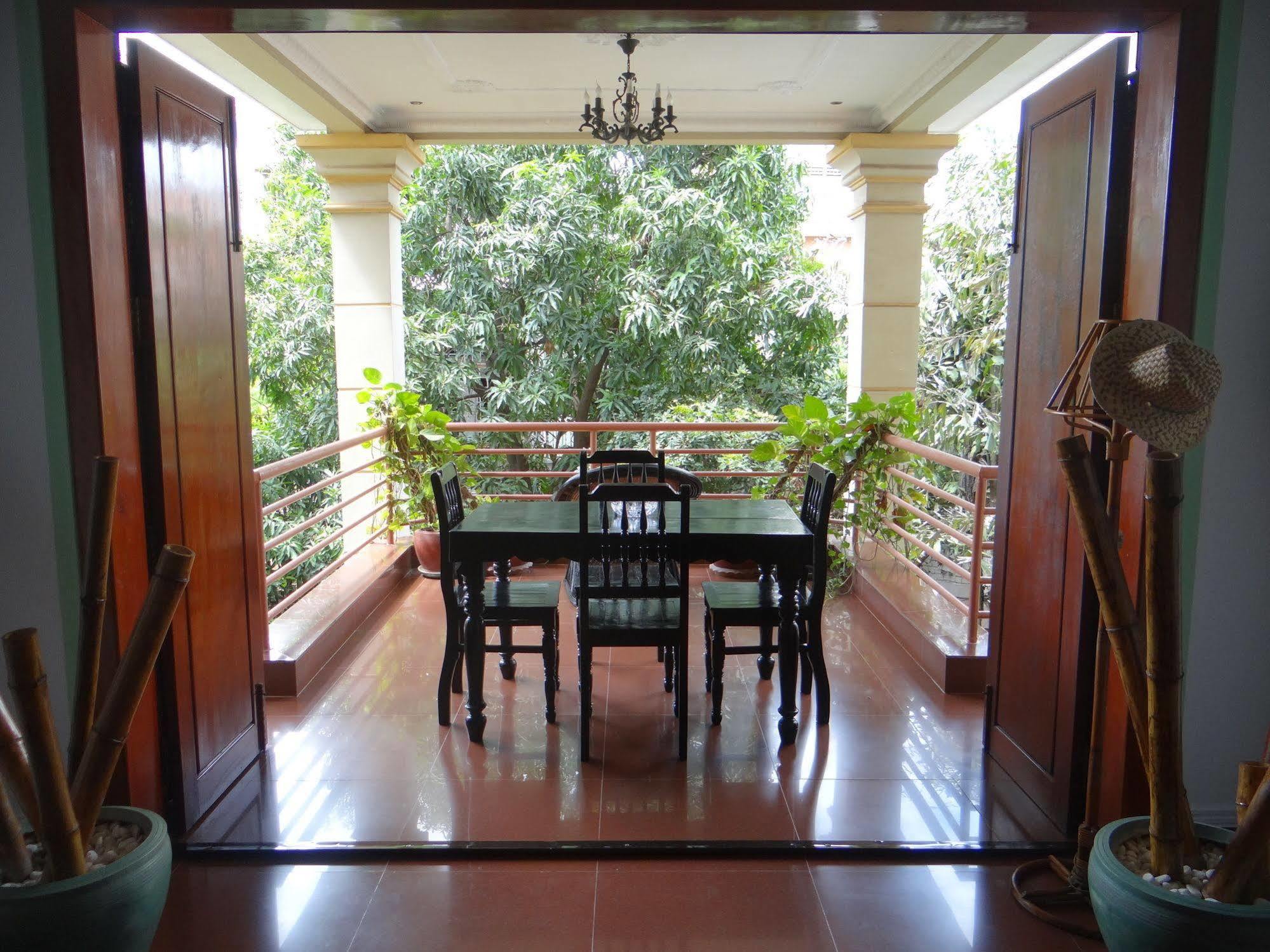 Alibi Guesthouse Phnom Penh Zewnętrze zdjęcie