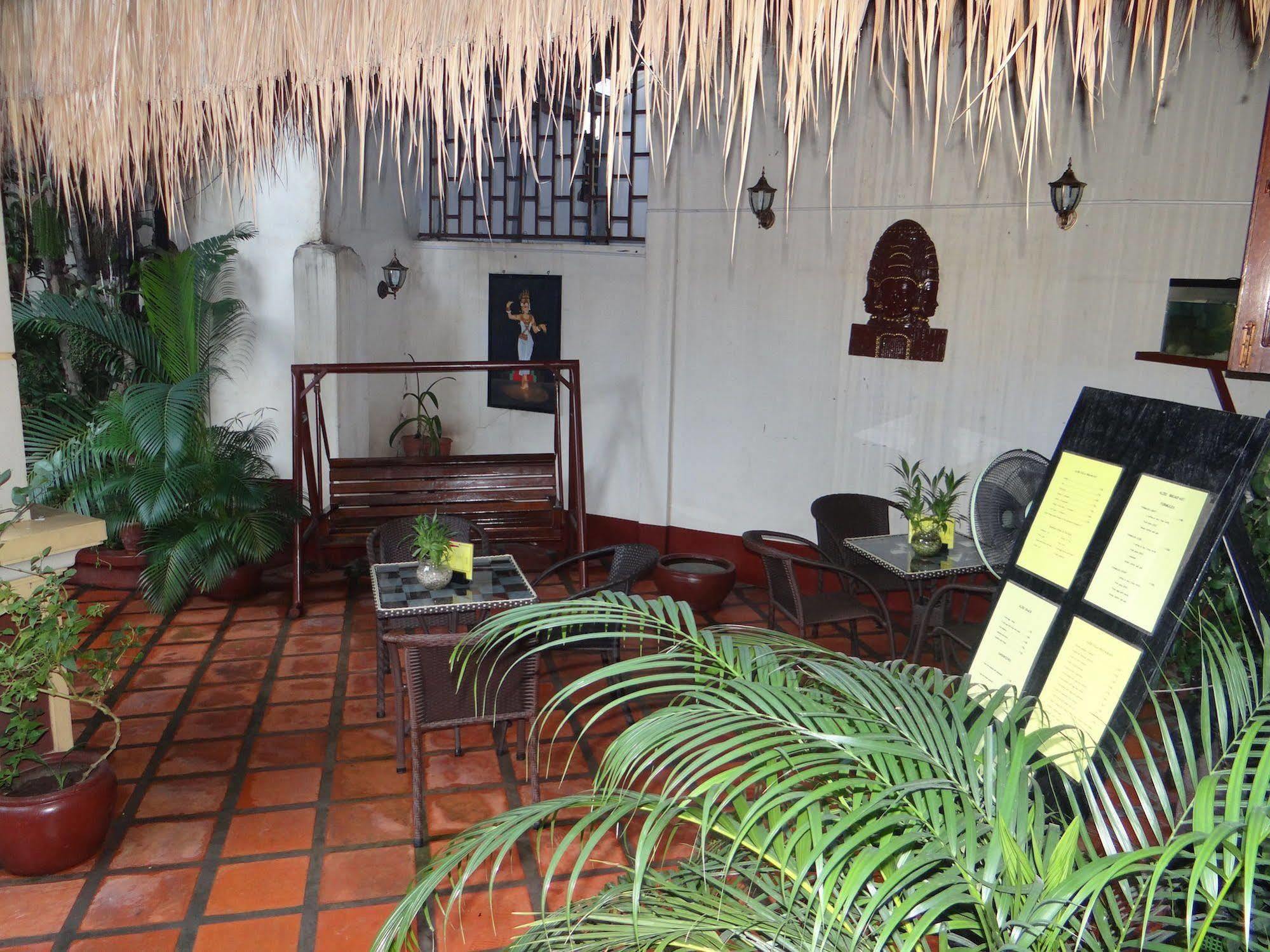 Alibi Guesthouse Phnom Penh Zewnętrze zdjęcie